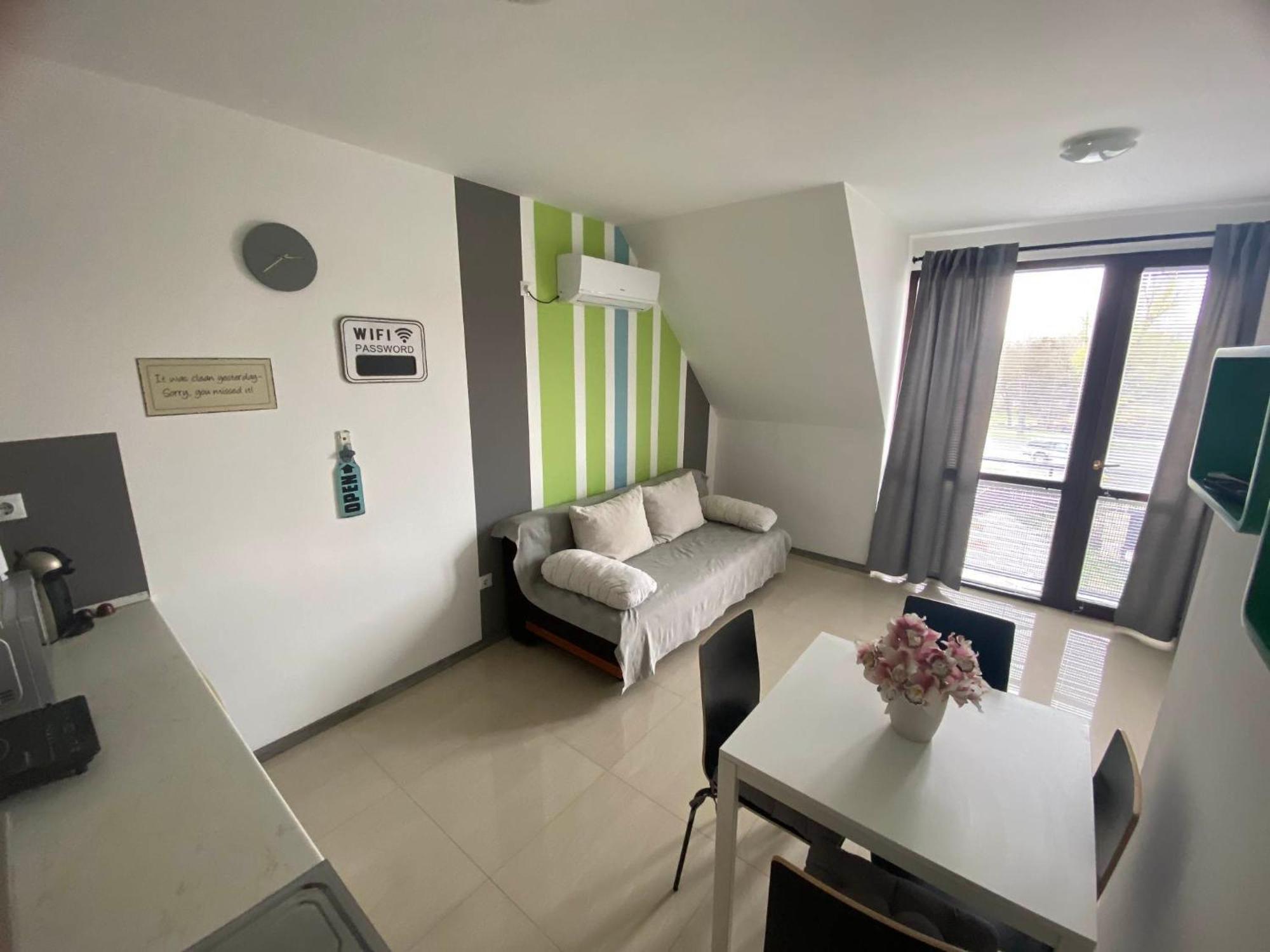 Lexy Family Apartman Hajduszoboszlo Exterior photo